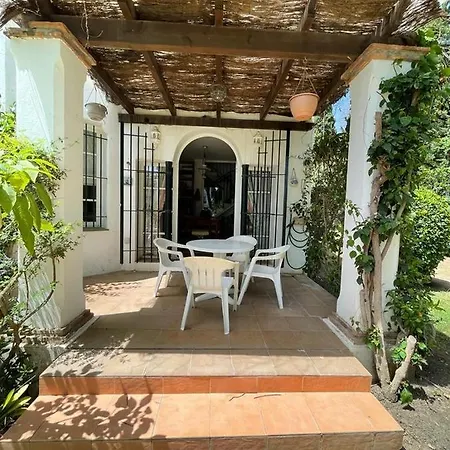 Feriehus Spacious House With Private Pool Next To Golf Club Marbella