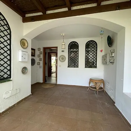 Feriehus Spacious House With Private Pool Next To Golf Club *